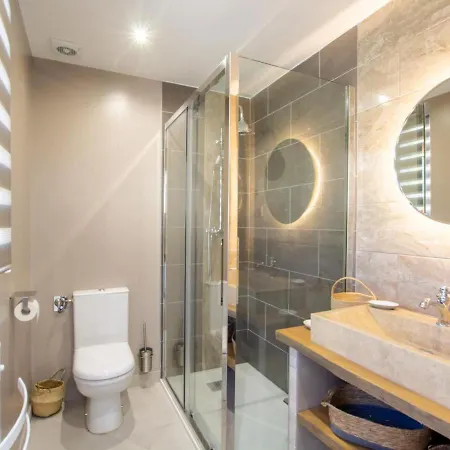 Apartament Avec Jardin Privatif Au Coeur De La Dordogne - Fr-1-616-329 *